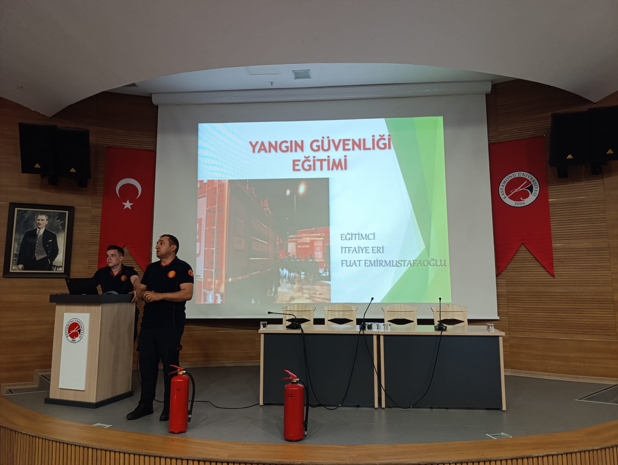 Üniversitemizde Yangın Önleme Eğitimi Gerçekleştirildi